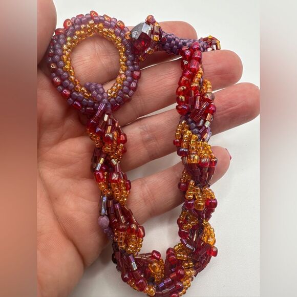 Gorgeous ALL glass seed bead bracelet with handmade toggle! - Picture 2 of 9